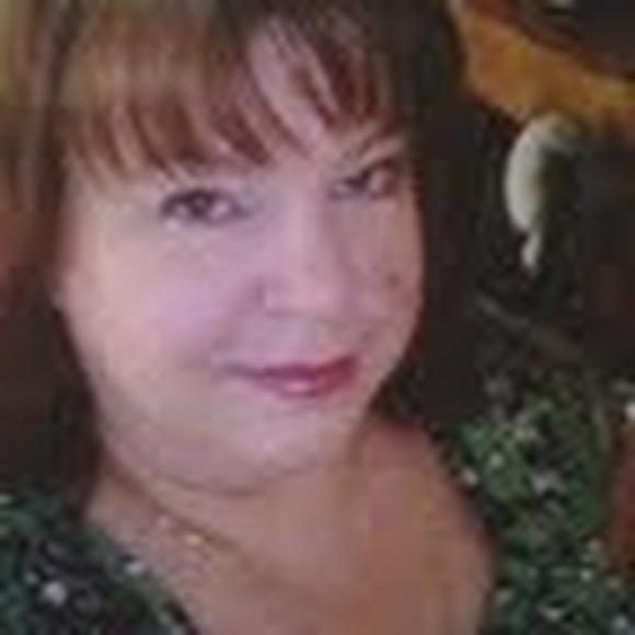 Meet your Posher, Loren - Picture 1 of 1